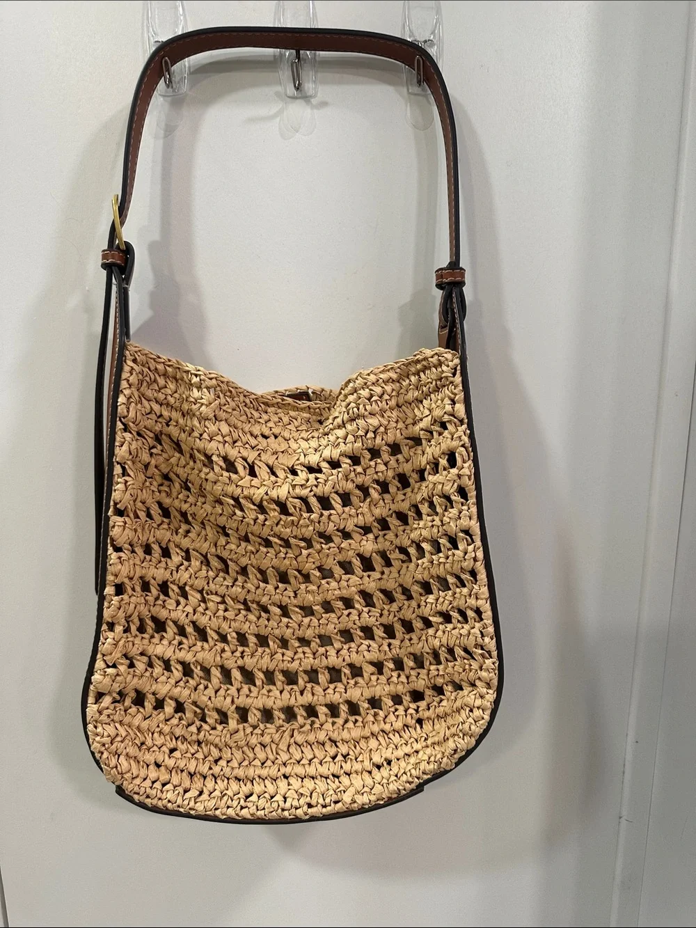Mango woven raffia